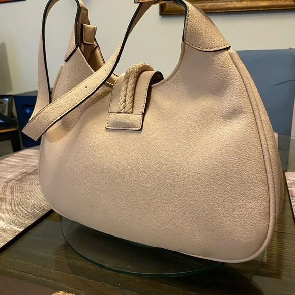 Chic Florentine Leather Shoulder Bag - Picture 2 of 4